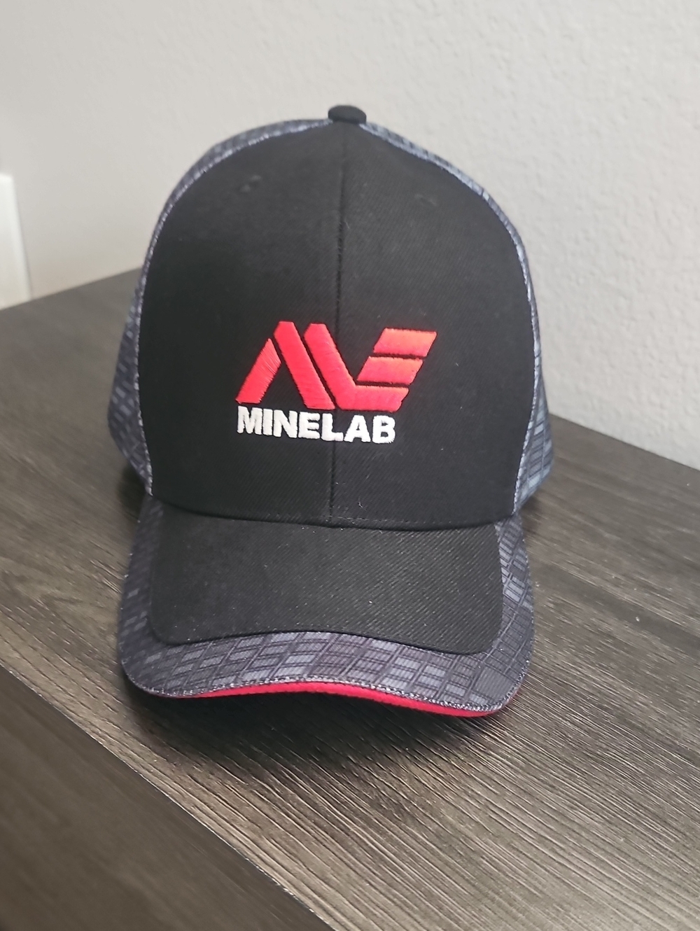 Minelab Black & Red Logo Trucker Hat